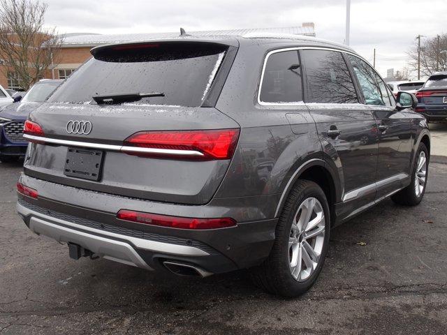 used 2025 Audi Q7 car, priced at $52,900