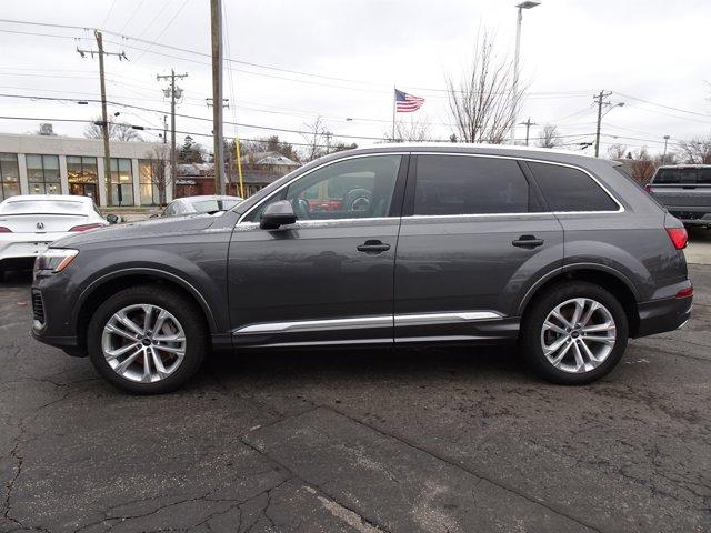 used 2025 Audi Q7 car, priced at $52,900