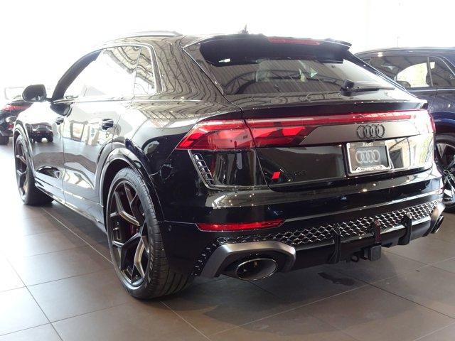 new 2026 Audi RS Q8 car