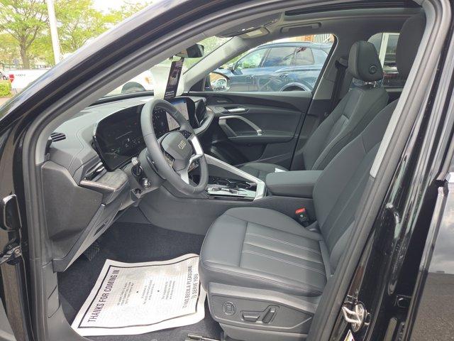 new 2025 Audi Q5 car, priced at $60,440