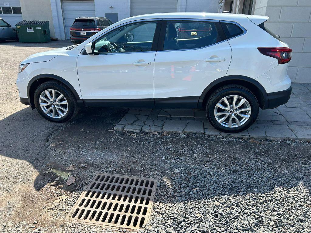 used 2021 Nissan Rogue Sport car, priced at $7,995