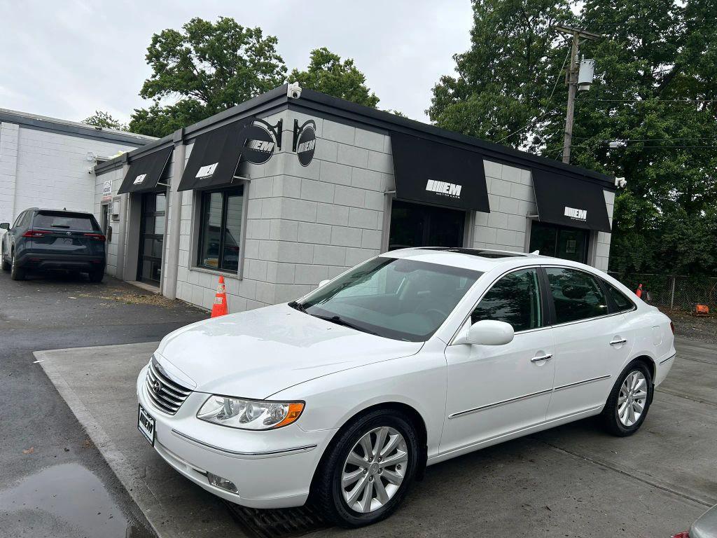 used 2009 Hyundai Azera car, priced at $7,495
