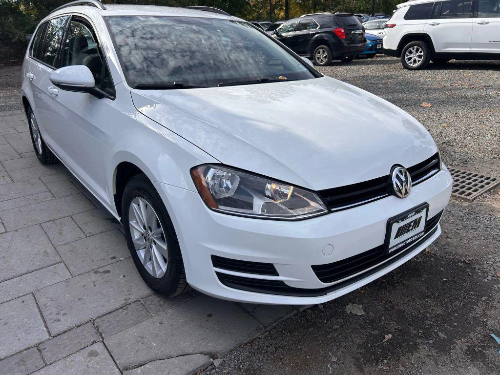used 2016 Volkswagen Golf SportWagen car, priced at $8,495