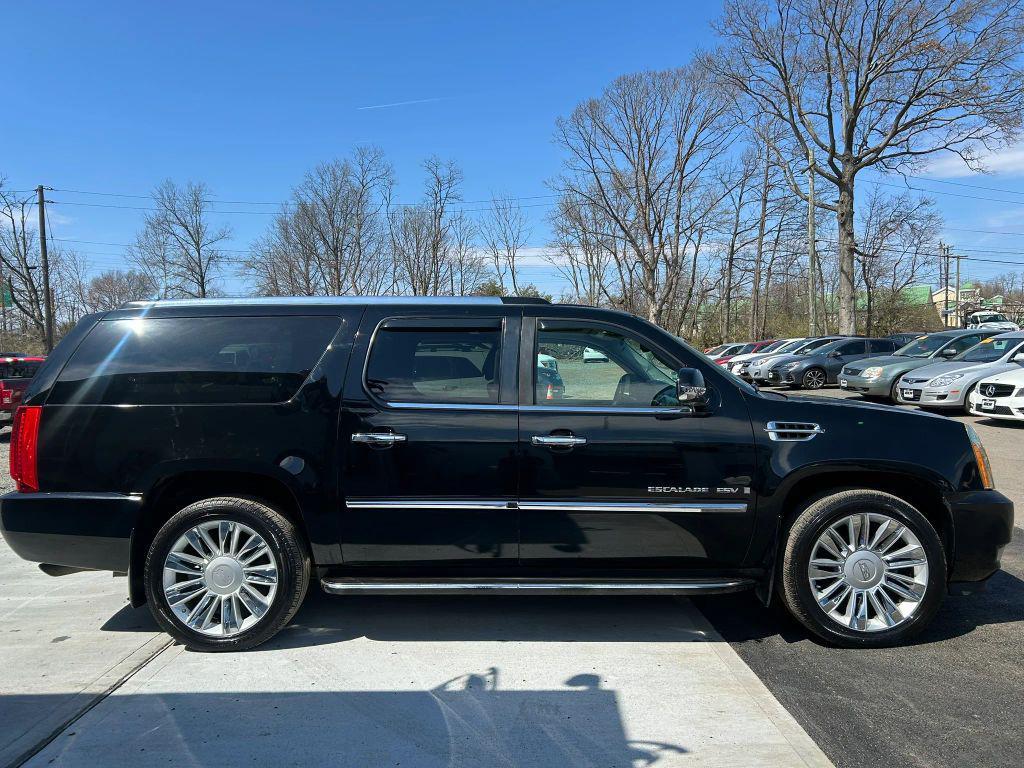 used 2008 Cadillac Escalade ESV car, priced at $6,495
