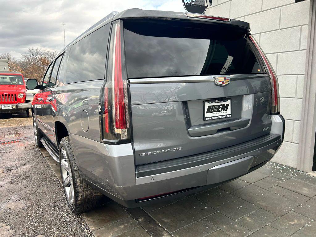used 2019 Cadillac Escalade ESV car, priced at $21,995