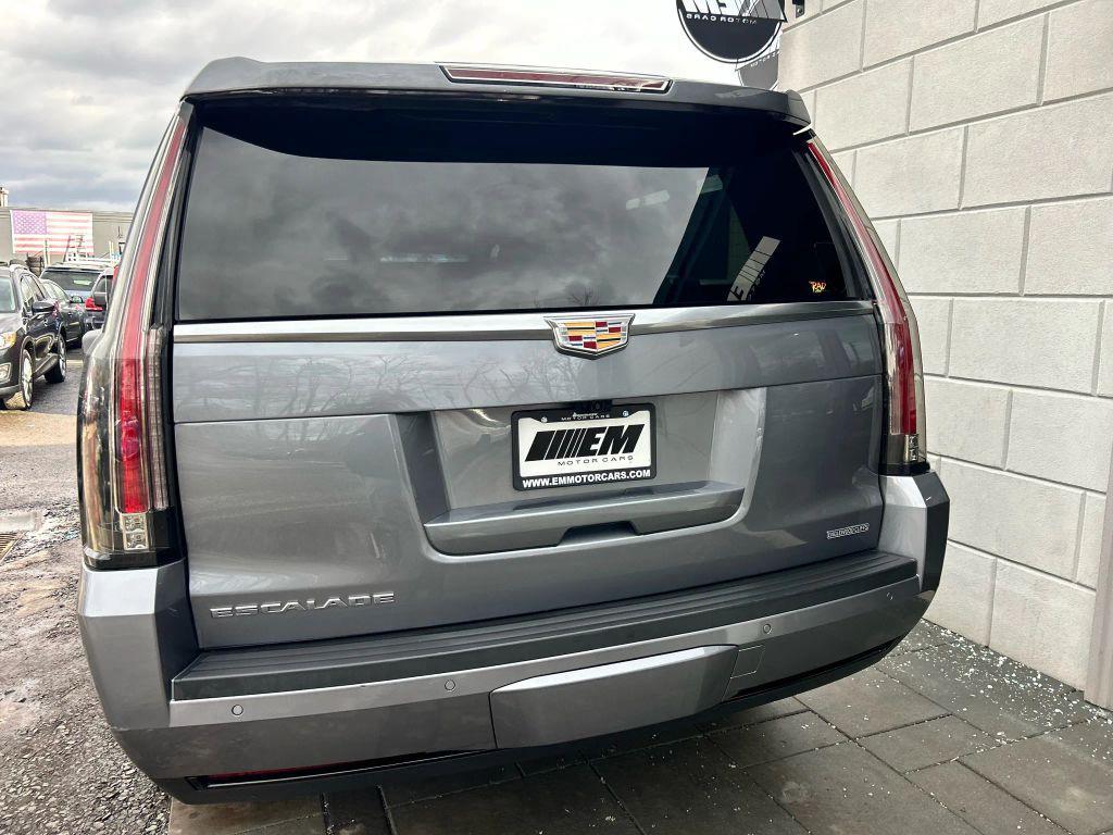 used 2019 Cadillac Escalade ESV car, priced at $21,995