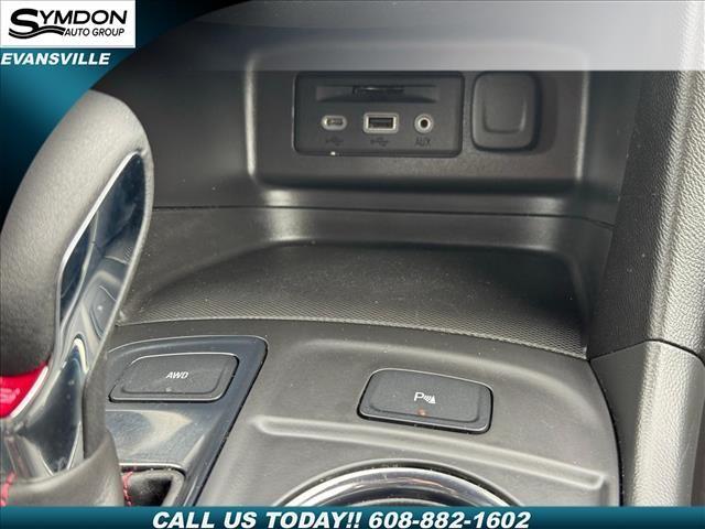 used 2024 Chevrolet Equinox car, priced at $29,570