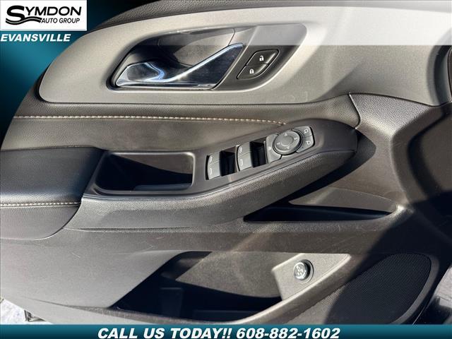 used 2020 Chevrolet Traverse car, priced at $22,991