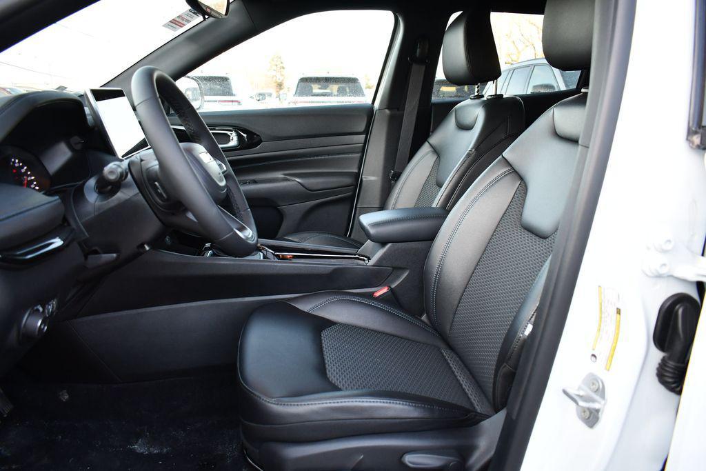 new 2026 Jeep Compass car, priced at $28,282