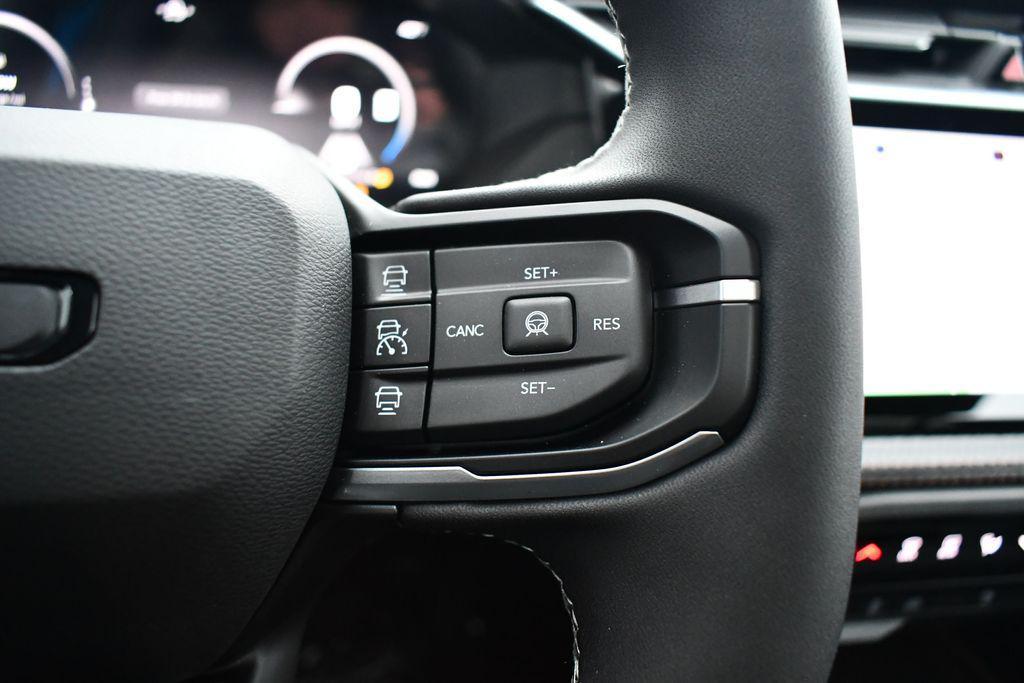 new 2026 Jeep Cherokee car, priced at $44,990