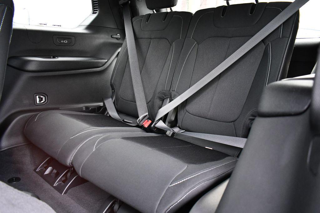 new 2026 Jeep Grand Cherokee L car, priced at $39,175