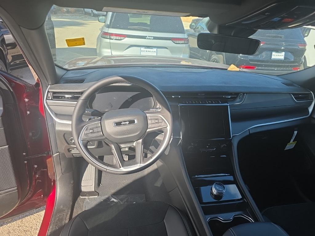 new 2025 Jeep Grand Cherokee L car, priced at $46,228