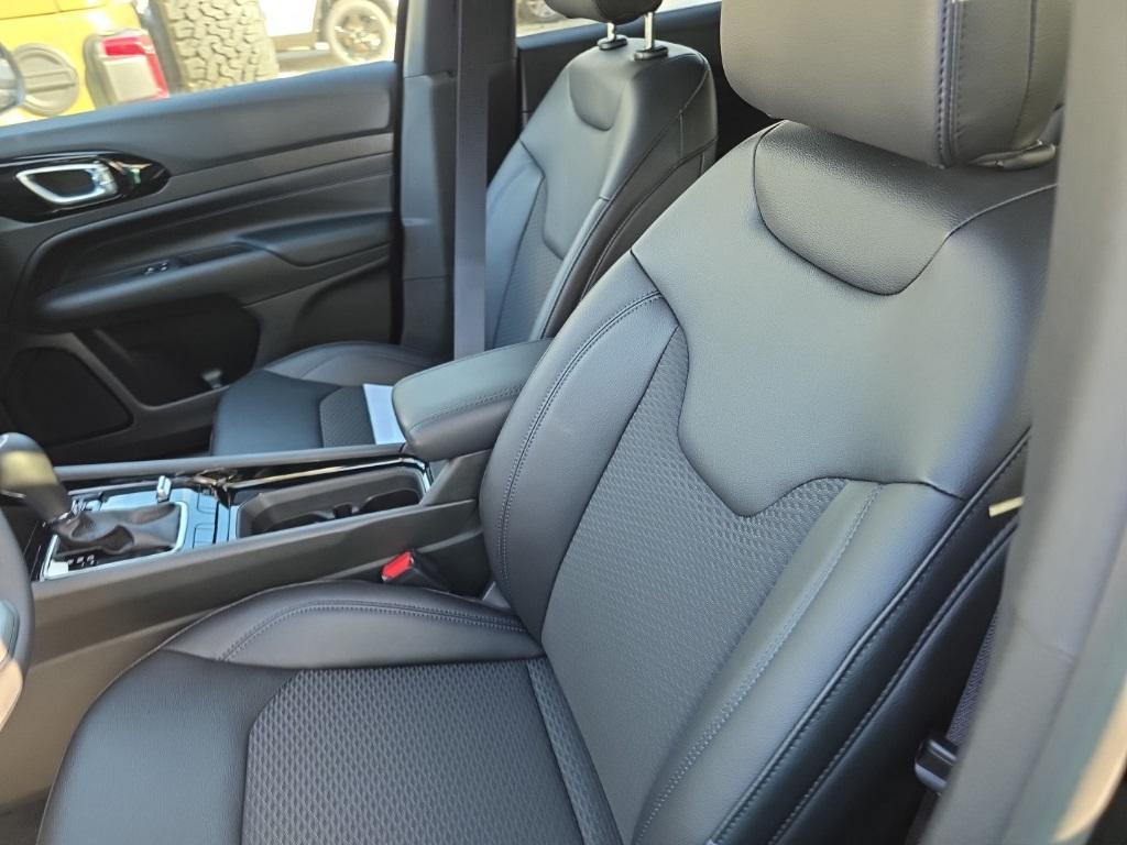 new 2026 Jeep Compass car, priced at $31,507