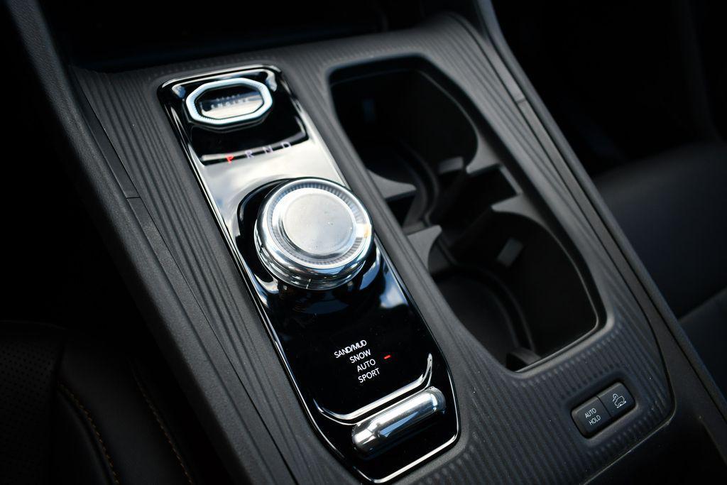 new 2026 Jeep Cherokee car, priced at $44,180