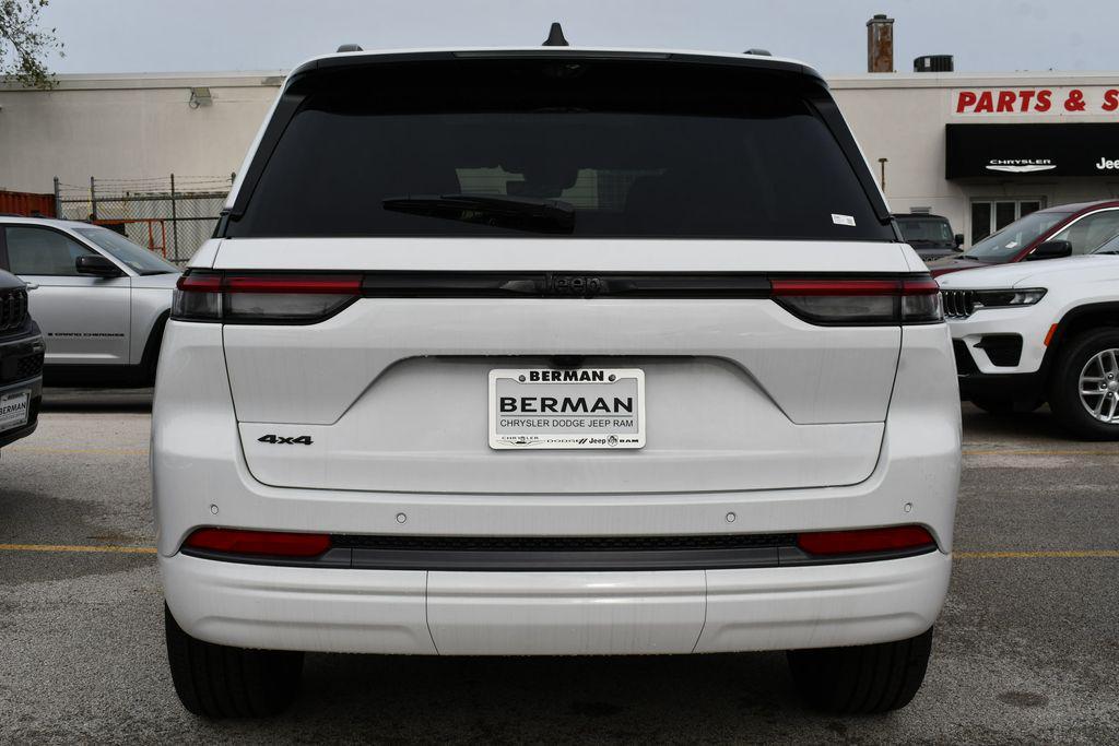 new 2026 Jeep Grand Cherokee car, priced at $44,859