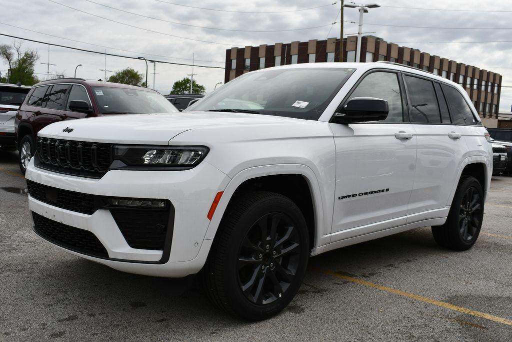 new 2026 Jeep Grand Cherokee car, priced at $44,859