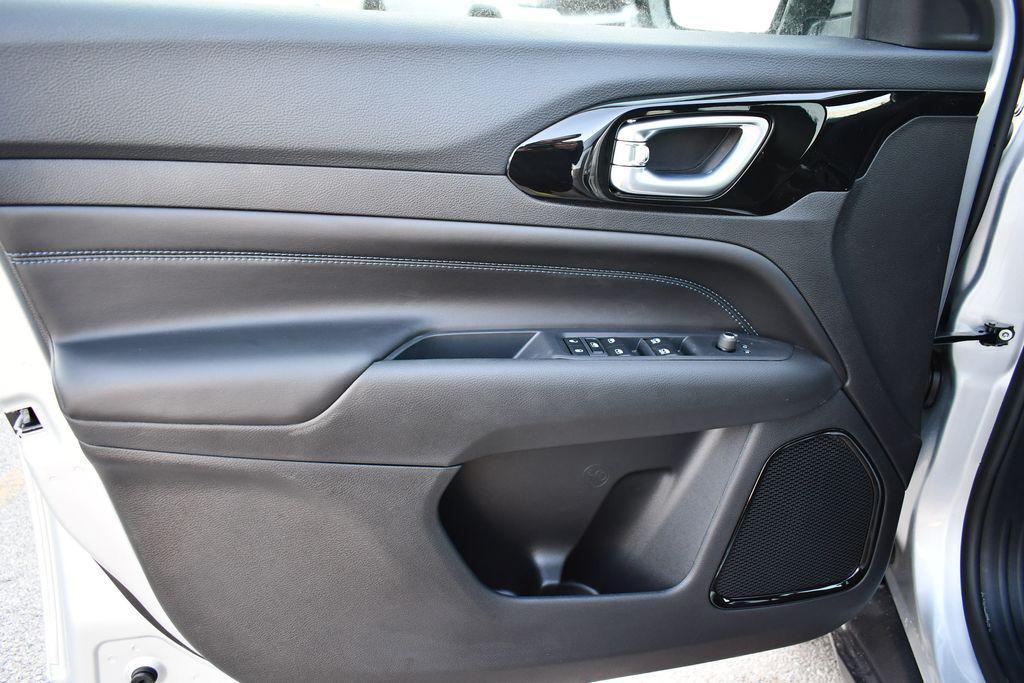 new 2026 Jeep Compass car, priced at $29,330