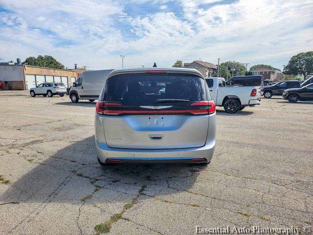 used 2023 Chrysler Pacifica car, priced at $18,421