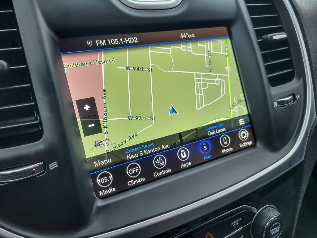 used 2022 Chrysler 300 car, priced at $25,427