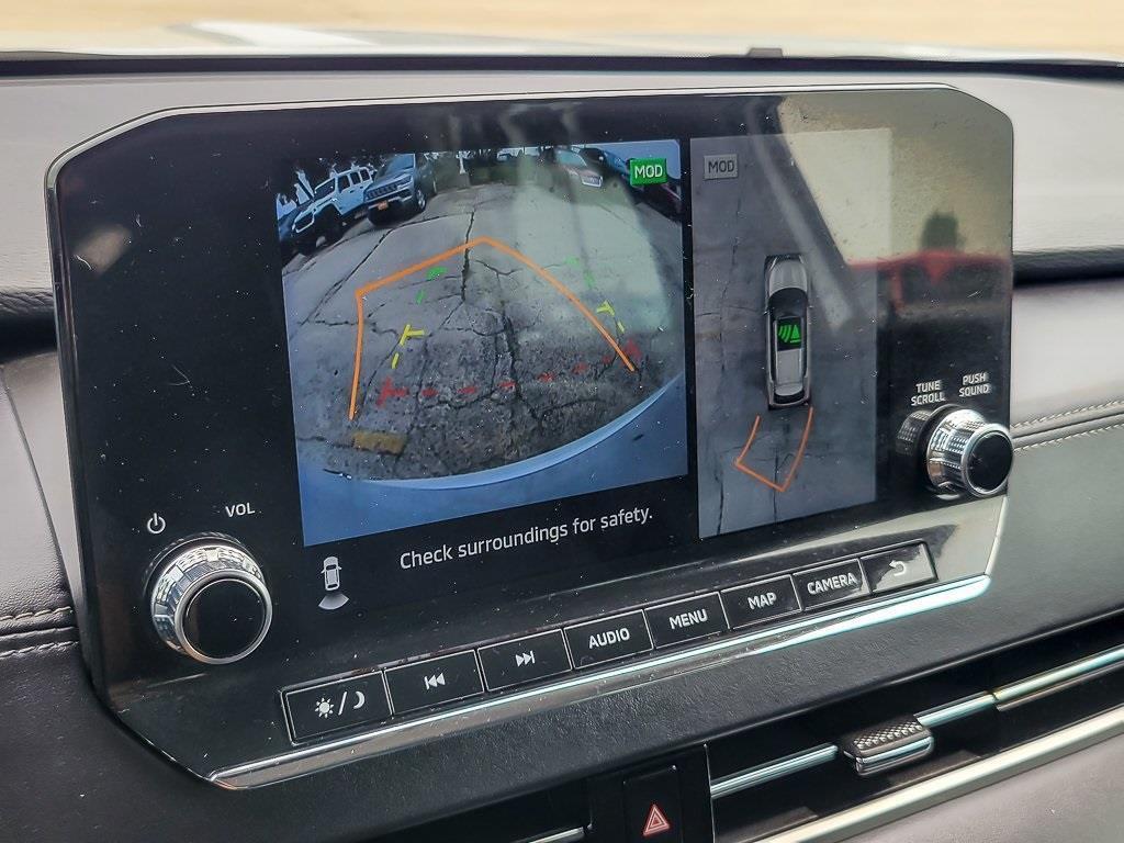 used 2023 Mitsubishi Outlander car, priced at $20,996