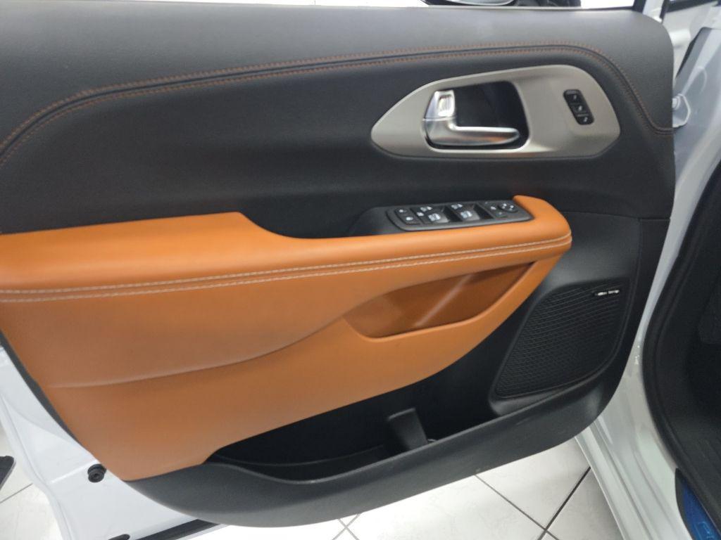 new 2026 Chrysler Pacifica car, priced at $52,472