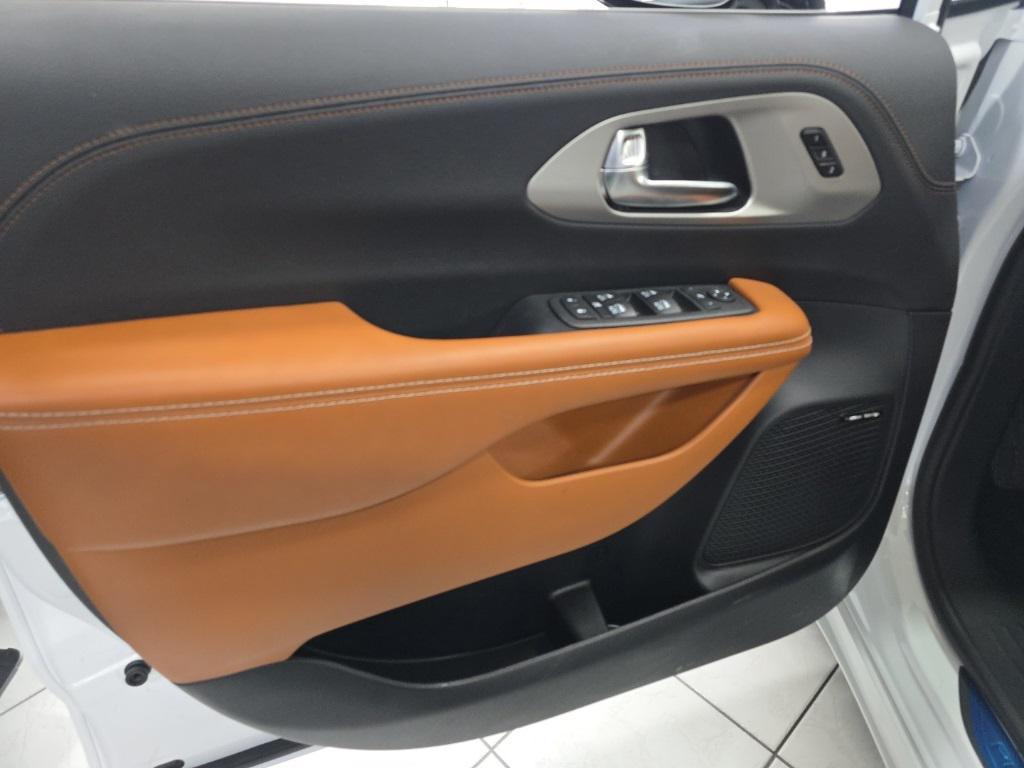 new 2026 Chrysler Pacifica car, priced at $56,972