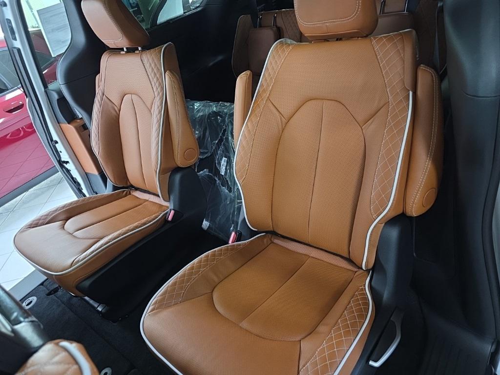 new 2026 Chrysler Pacifica car, priced at $56,972