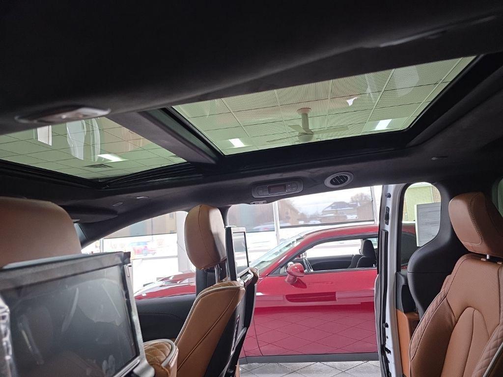 new 2026 Chrysler Pacifica car, priced at $52,472