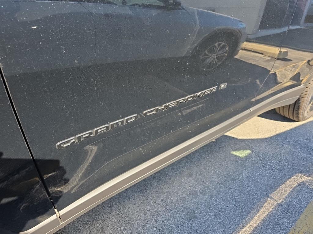 new 2025 Jeep Grand Cherokee car, priced at $45,851