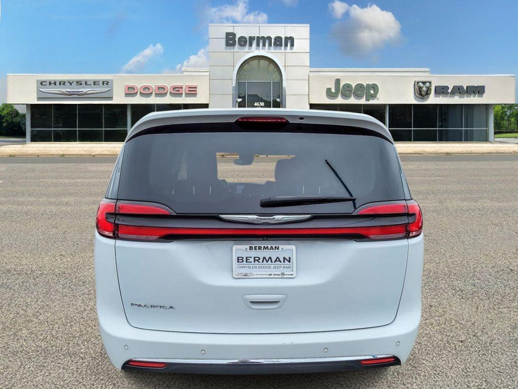 used 2023 Chrysler Pacifica car, priced at $23,728