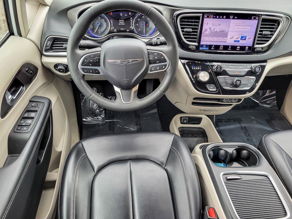 used 2023 Chrysler Pacifica car, priced at $23,728