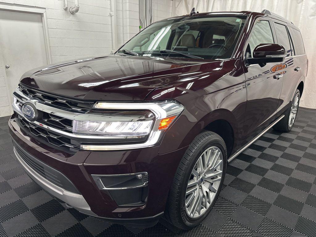 used 2024 Ford Expedition car, priced at $45,495