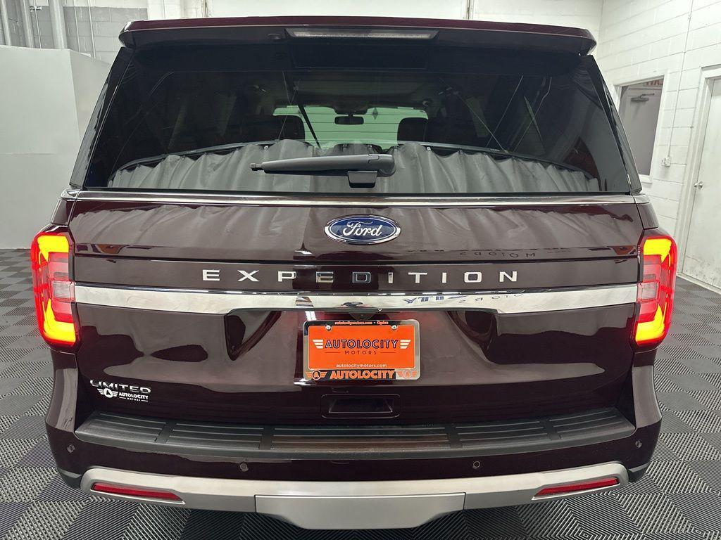 used 2024 Ford Expedition car, priced at $45,495