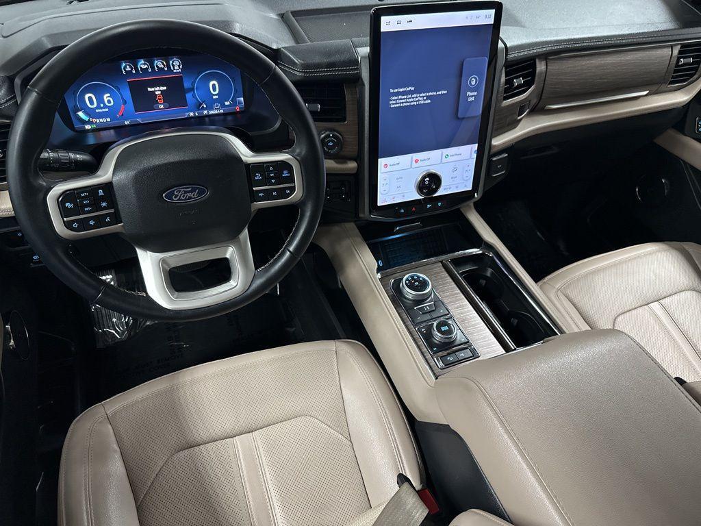 used 2024 Ford Expedition car, priced at $45,495