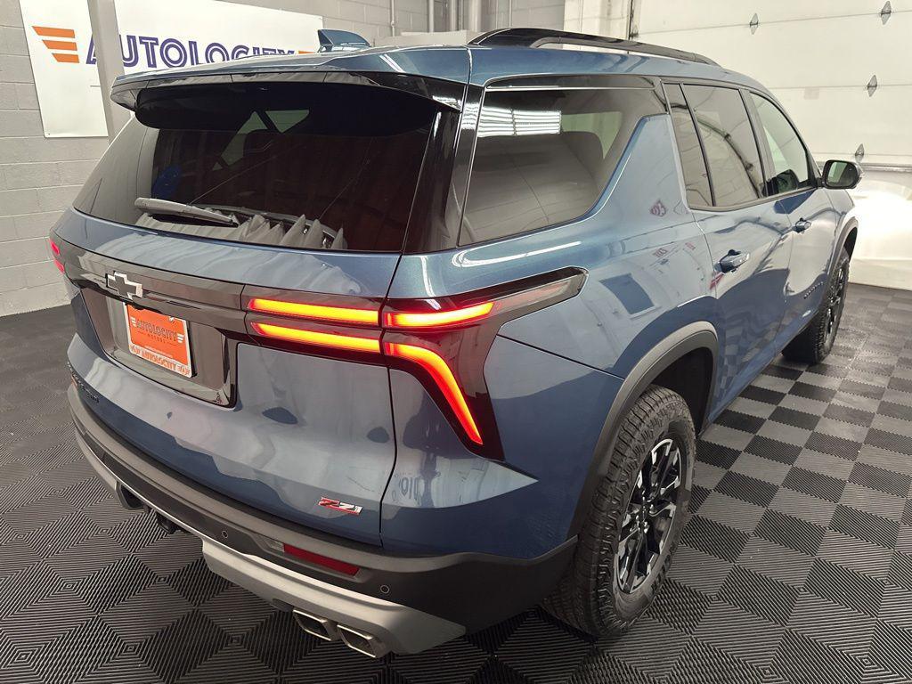 used 2025 Chevrolet Traverse car, priced at $40,995