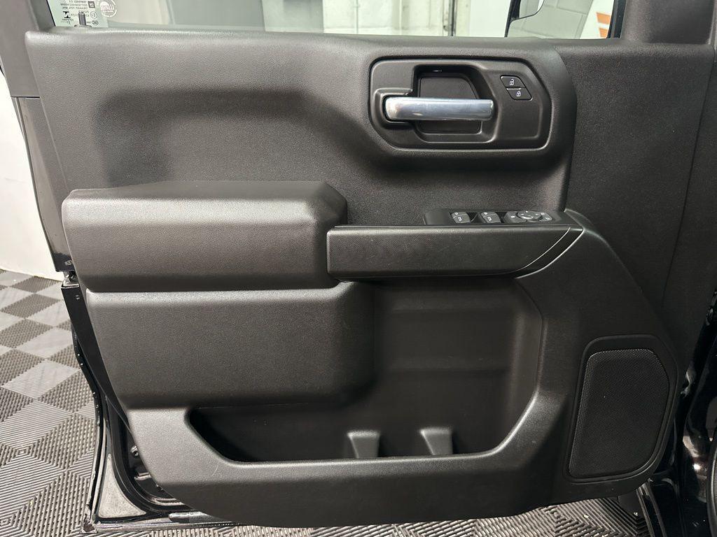 used 2021 Chevrolet Silverado 1500 car, priced at $29,000