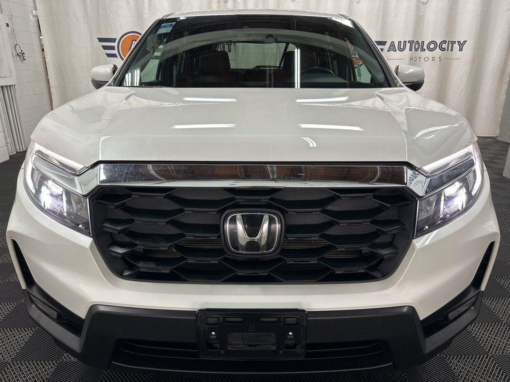 used 2024 Honda Passport car, priced at $25,995
