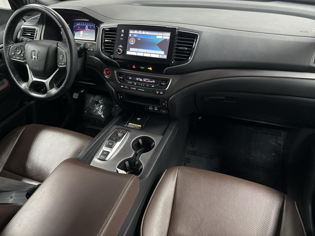 used 2024 Honda Passport car, priced at $26,995