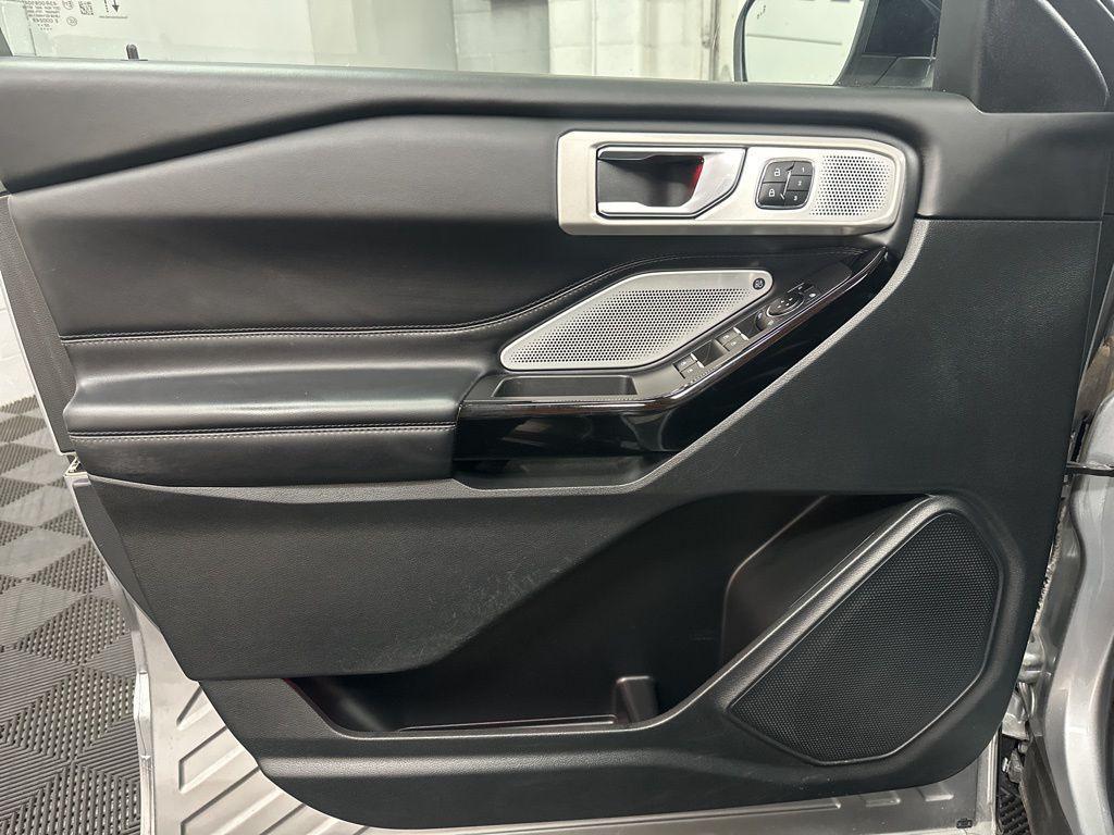 used 2022 Ford Explorer car, priced at $27,500