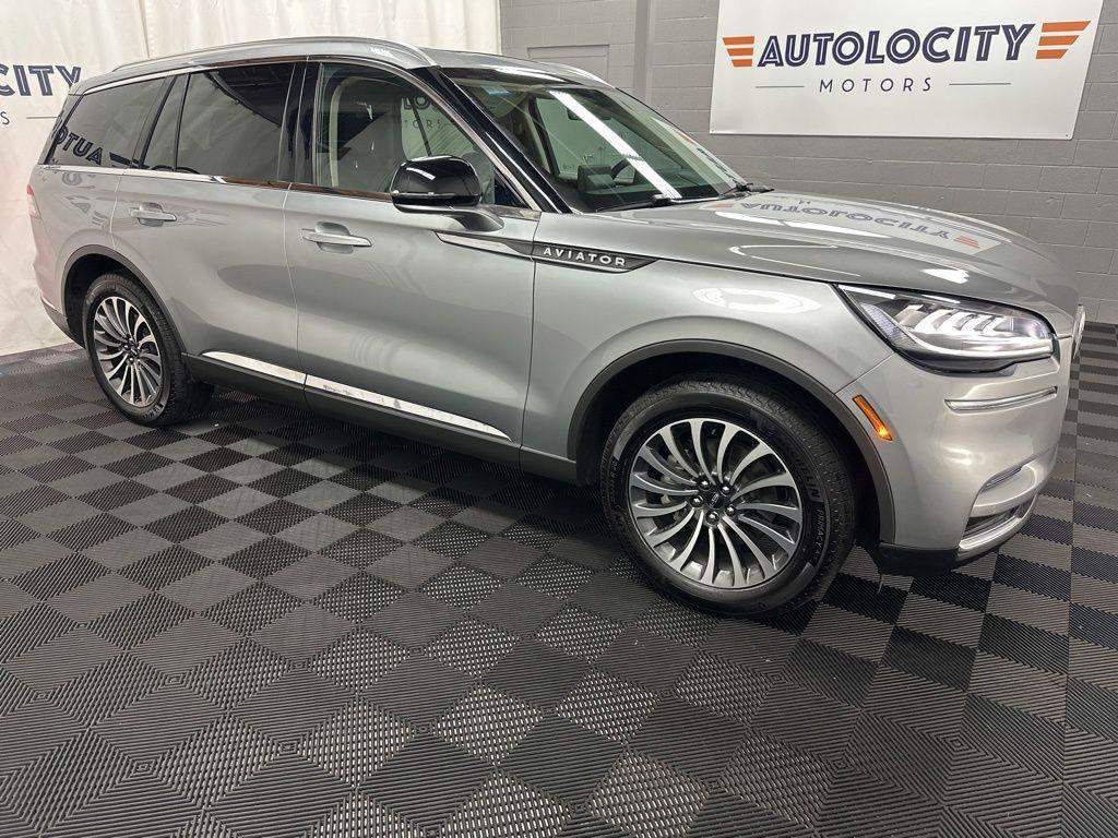 used 2024 Lincoln Aviator car, priced at $38,995