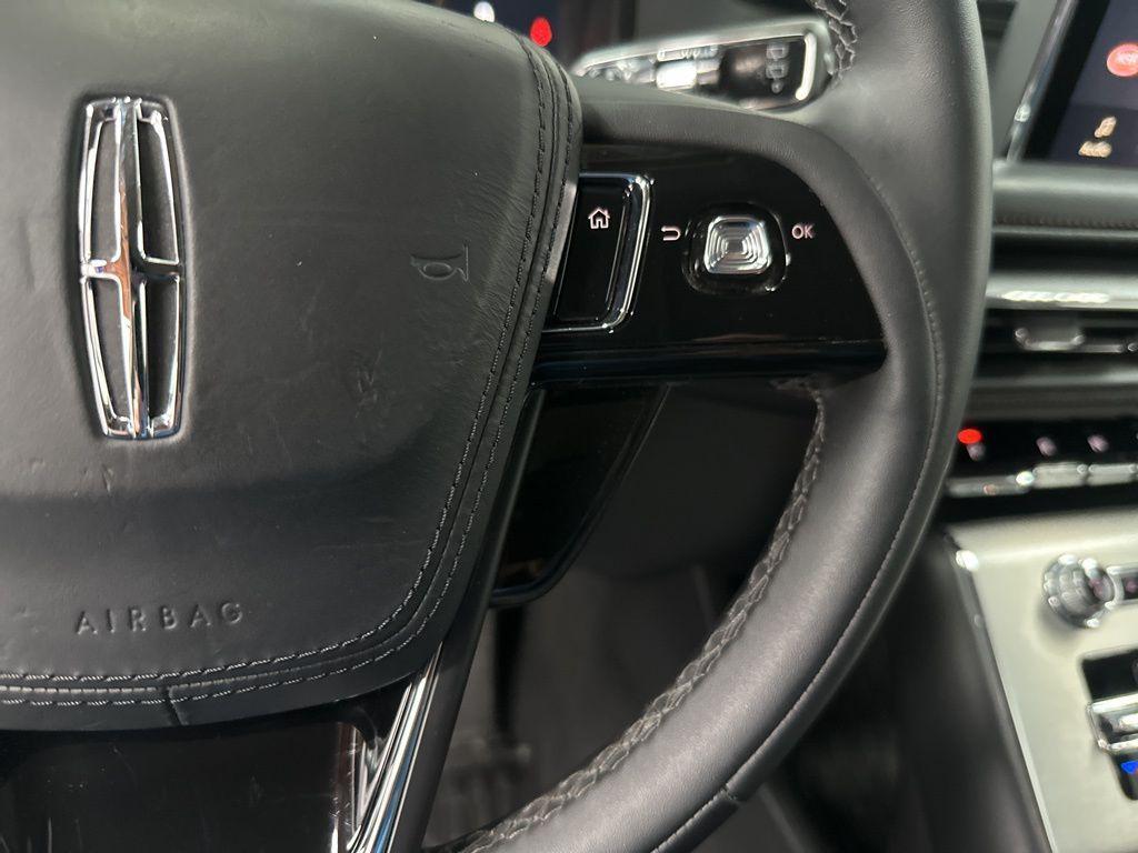 used 2024 Lincoln Aviator car, priced at $38,995