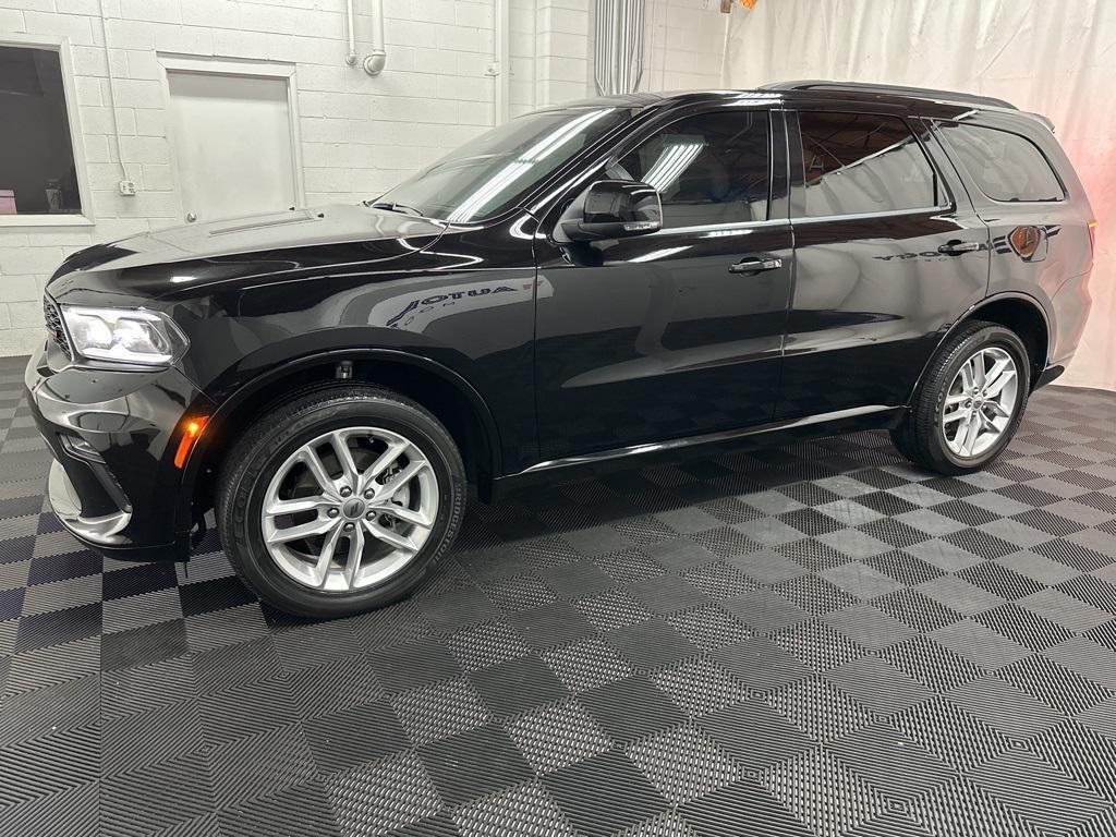 2022 DB Black Crystal Clearcoat Dodge Durango