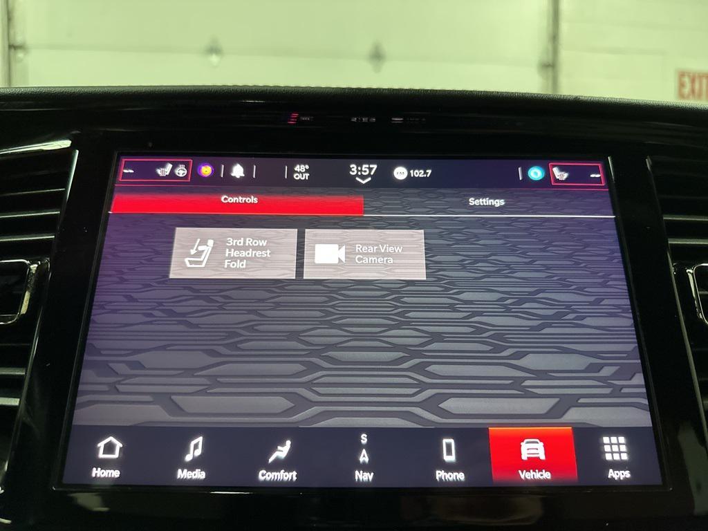 2022 DB Black Crystal Clearcoat Dodge Durango
