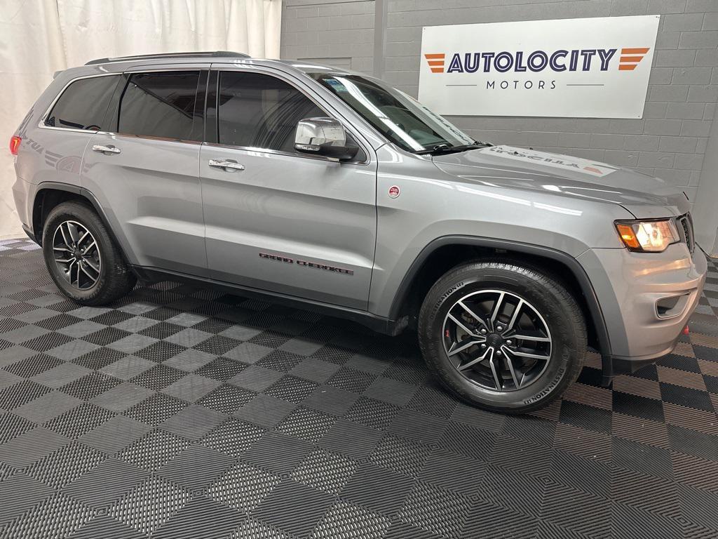 used 2019 Jeep Grand Cherokee car, priced at $19,495