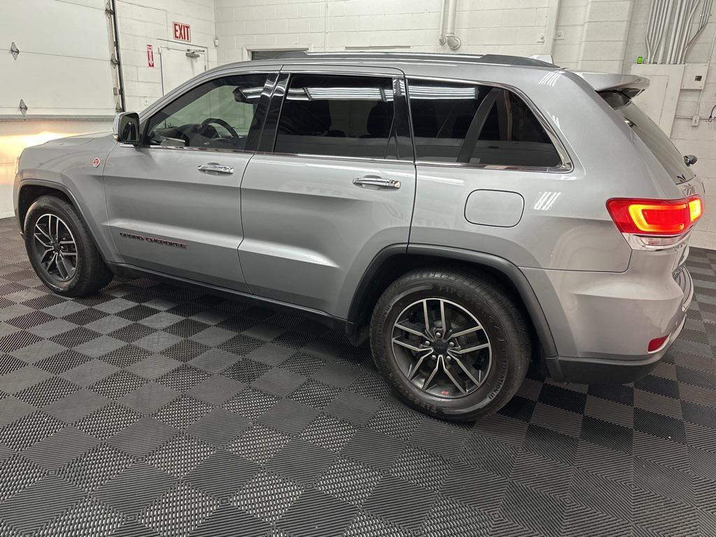 used 2019 Jeep Grand Cherokee car, priced at $19,495