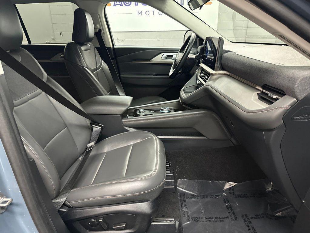 used 2025 Ford Explorer car, priced at $31,000