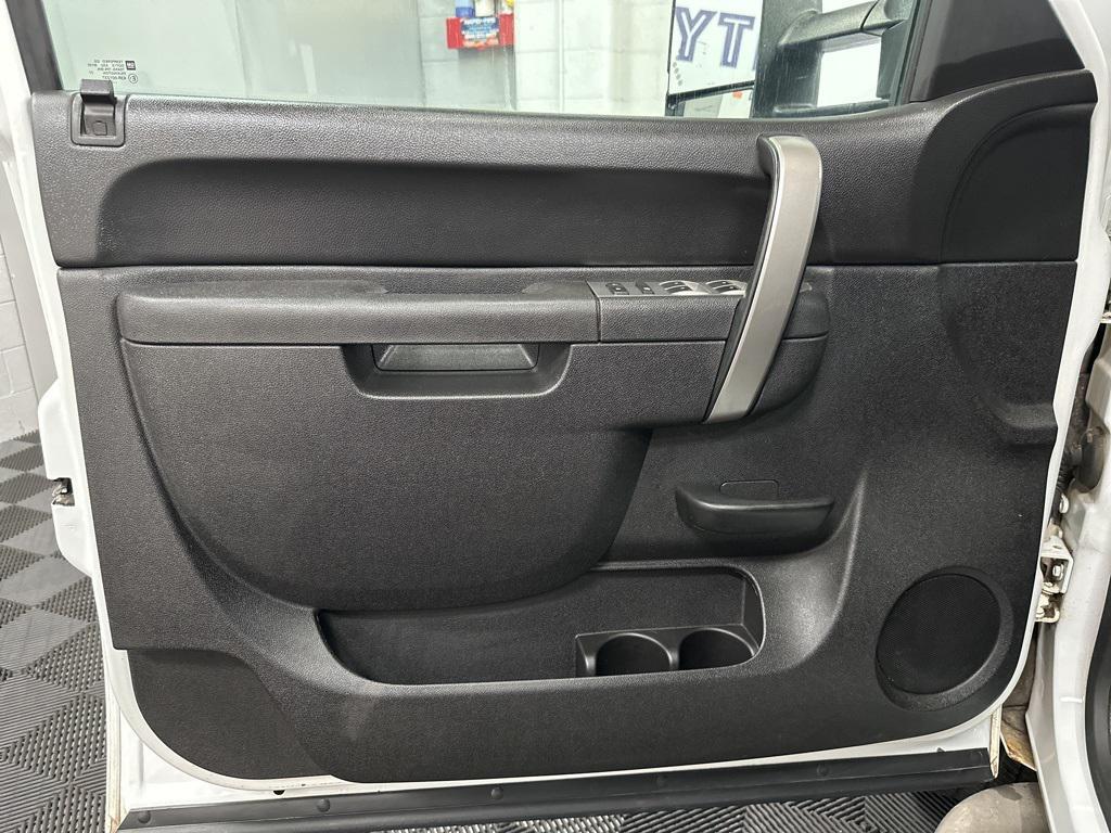 used 2014 Chevrolet Silverado 2500 car, priced at $27,995