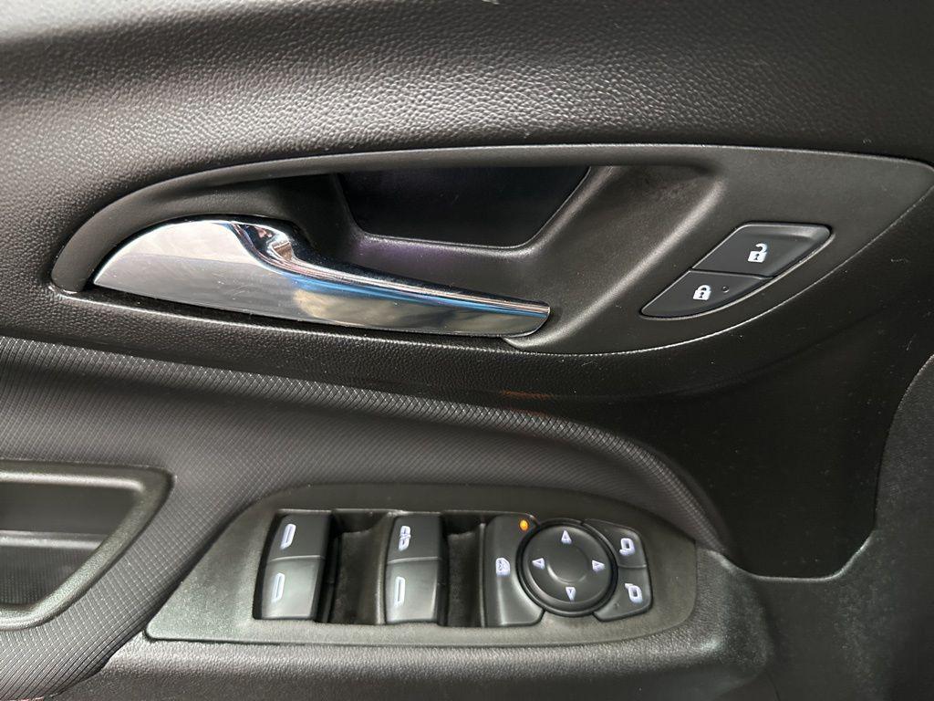 used 2024 Chevrolet Equinox car, priced at $22,000