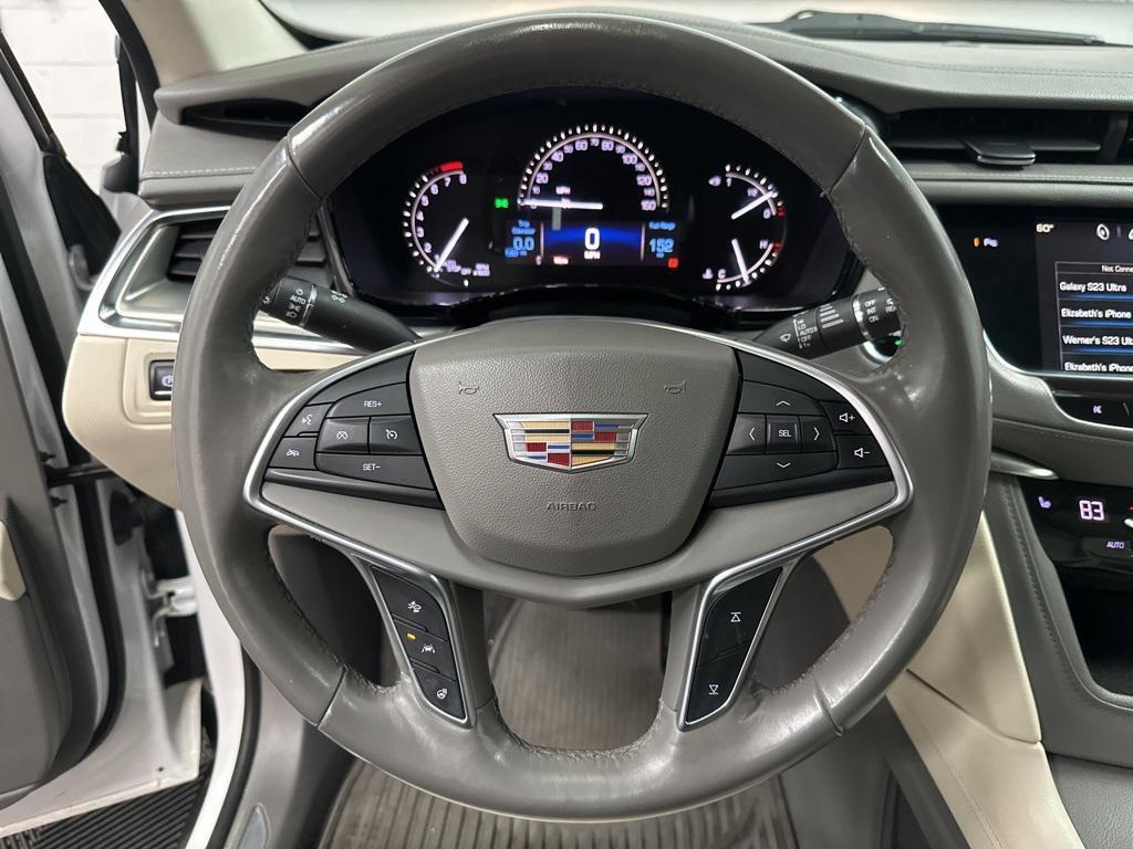 used 2017 Cadillac XT5 car, priced at $14,800