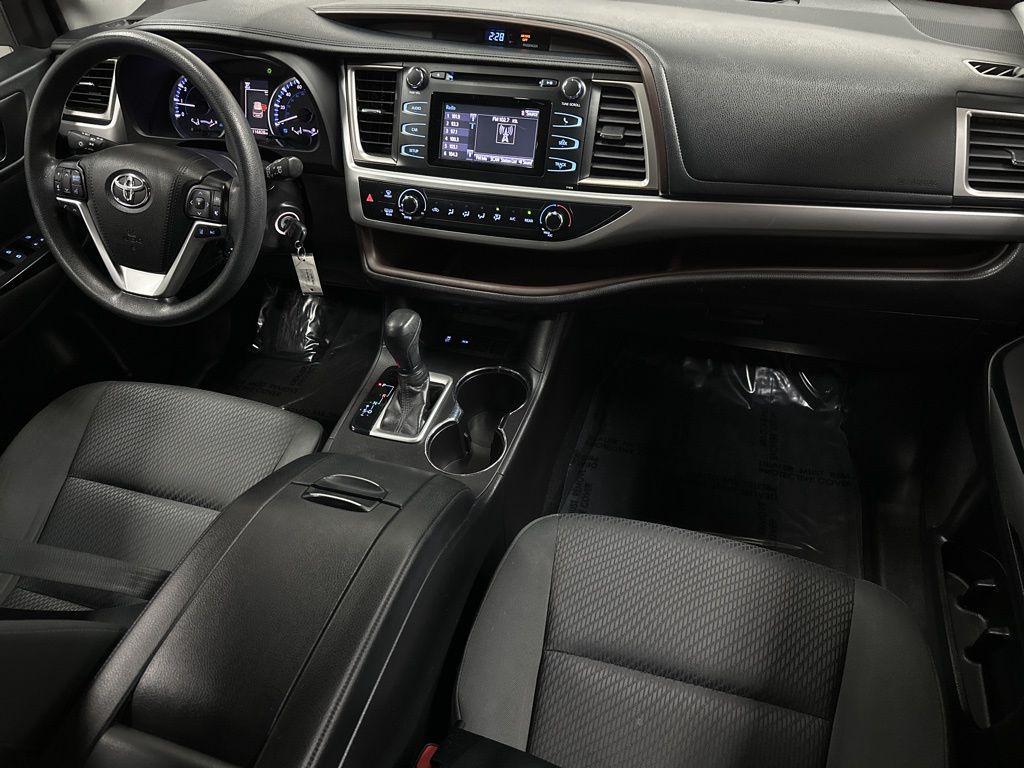 used 2019 Toyota Highlander car, priced at $14,500